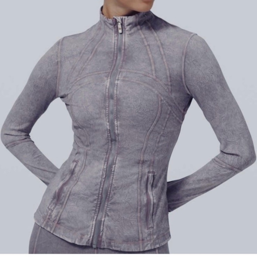 Lululemon Define Jacket Ice Dye Ice Wash
Violet Verbena Size 10
